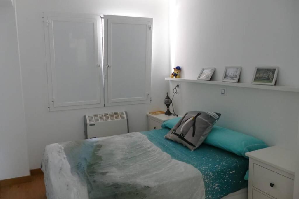 Piso En Santa Cristina, A 150 M De La Playa Apartamento Oleiros Exterior foto