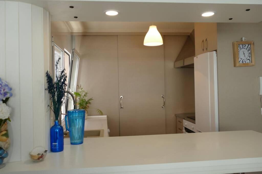 Piso En Santa Cristina, A 150 M De La Playa Apartamento Oleiros Exterior foto